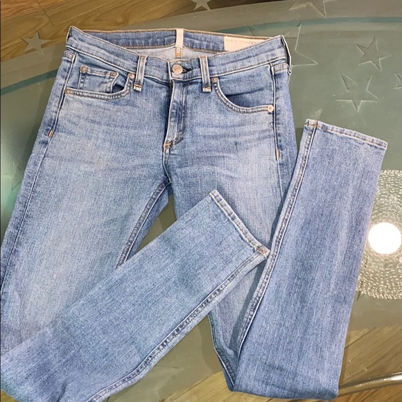 Rag and bone light blue wash jeans size 27 - Picture 3 of 4
